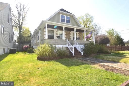 7703 CHESTNUT AVENUE - Photo 1