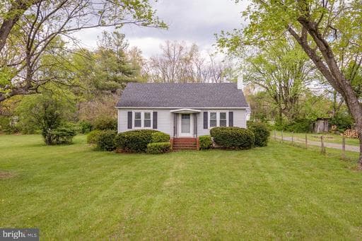 1856 GRAVELS ROAD - Photo 1