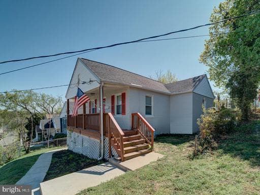 4217 VINE STREET - Photo 1