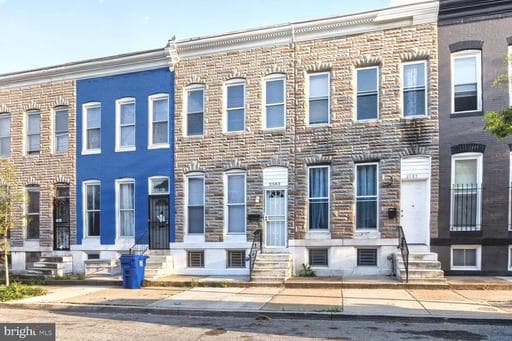 2583 W FAYETTE STREET - Photo 1