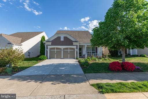6 Whaleback LN FREDERICKSBURG VA 22406