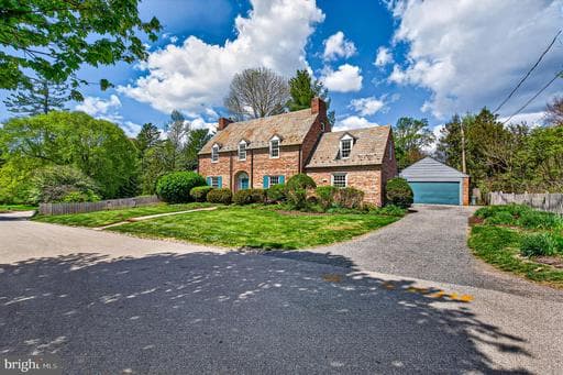1104 HARRITON ROAD - Photo 1