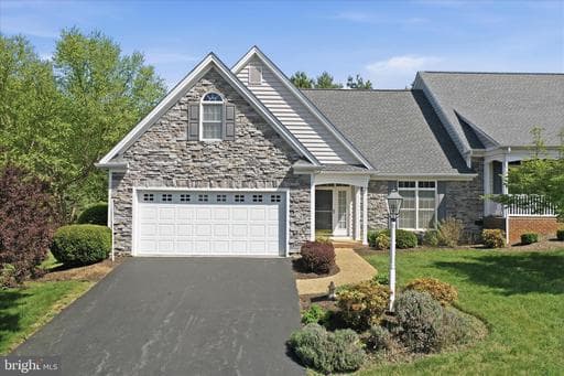 42 HUNTERS TRAIL - Photo 1