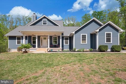 30319 Stonewall Dr, Locust Grove, VA 22508-9617, United States - Photo 1
