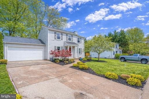 9405 PERGLEN ROAD - Photo 1