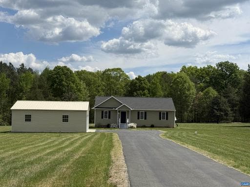 1444 SCHOOL BUS RD,LOUISA,VA,23093,LOUISA - Photo 1