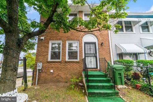 835 SHOWELL CT - Photo 1