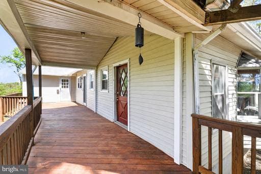 944 HIGHRIDGE ROAD - Photo 1