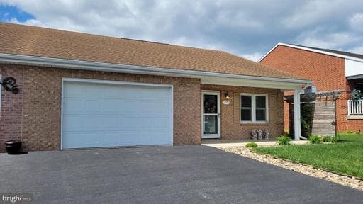 1227 GRAND LEGACY DRIVE - Photo 1