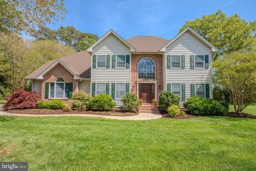 5657 CALEDONIA DRIVE - Photo 1