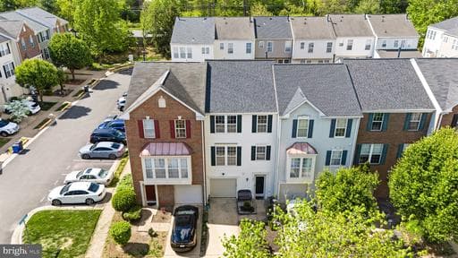 7864 Dogue Indian Cir, Lorton, VA 22079-2145, United States - Photo 1