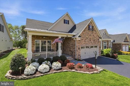 6198 CHANCELLORSVILLE DRIVE - Photo 1