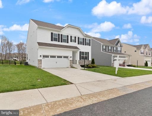 2511 EASY STREET - Photo 1