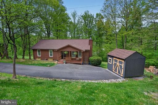 417 BLUEBIRD WAY - Photo 1