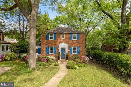 9409 WOODLAND DRIVE - Photo 1