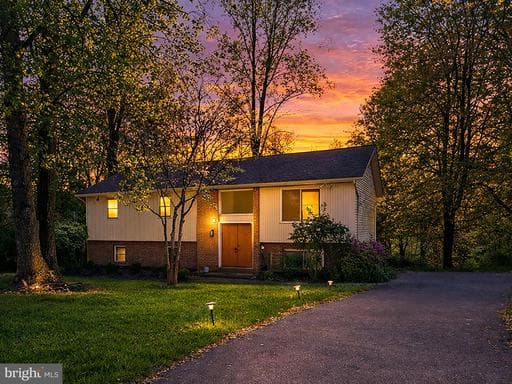 12344 GREENSPRING AVENUE - Photo 1