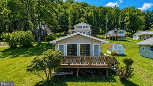 682 MARSH HILL ROAD - Photo 1