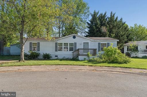14611 Northwest Pl, Chantilly, VA 20151-3924, United States - Photo 1