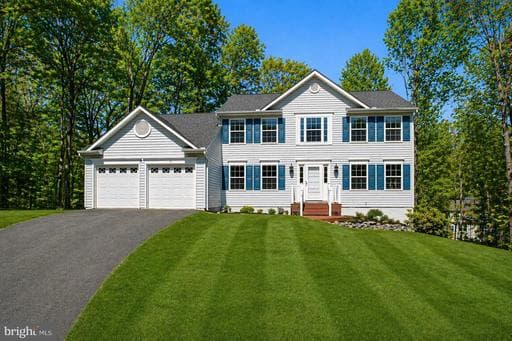 5 MURRAY CIRCLE - Photo 1