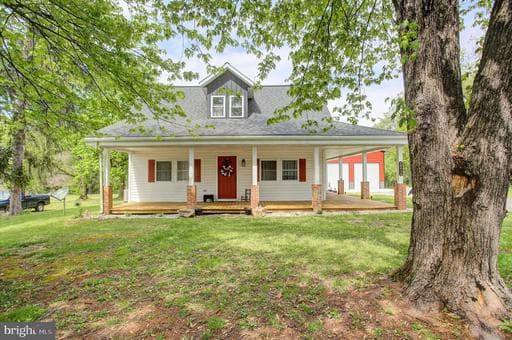 16458 FAIRVIEW ROAD - Photo 1