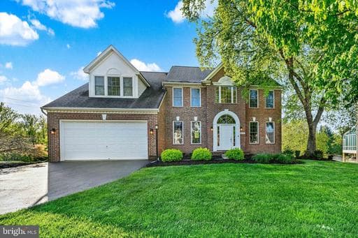 8332 GOVERNOR GRAYSON WAY - Photo 1
