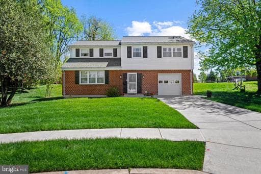 3 MARBLEDALE COURT - Photo 1