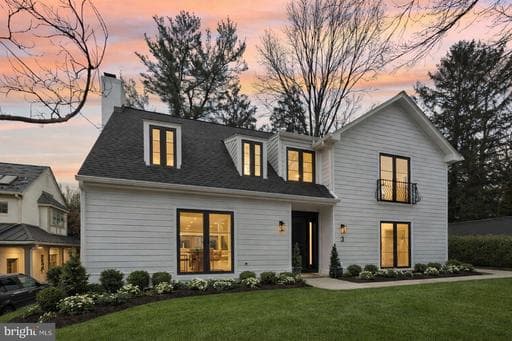 3 ALDEN LANE - Photo 1