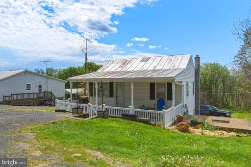 353 TURKEY KNOB ROAD - Photo 1
