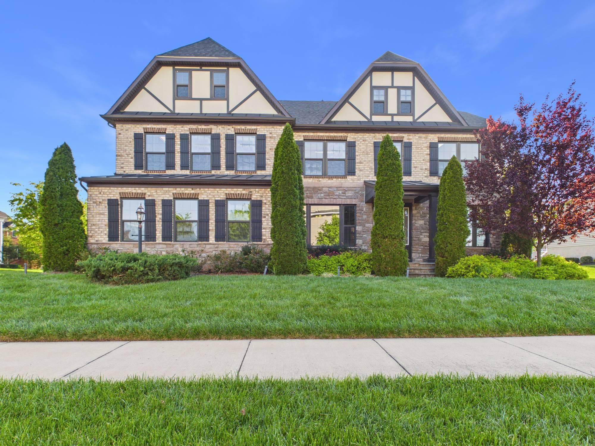 42106 Barrymoore Pl, Chantilly, VA 20152-6443, United States - Photo 1