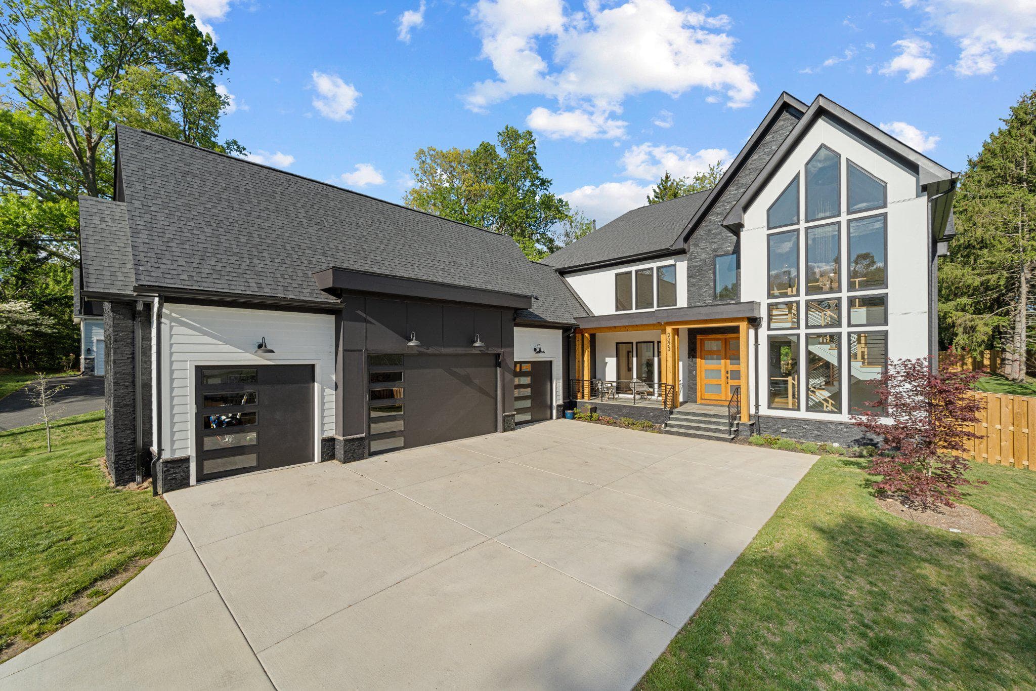 2323 Stryker Ave, Vienna, VA 22181-3125, United States - Photo 1