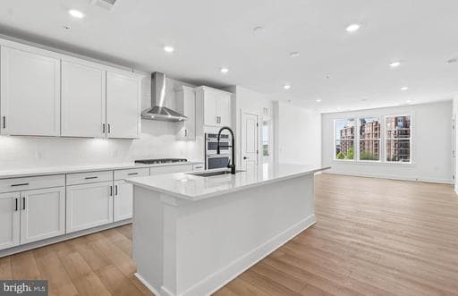 1121 FORTUNE TERRACE 303 - Photo 1