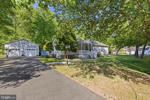 144 STRATFORD CIRCLE - Photo 1
