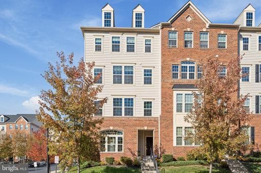42102 WINNING GLORY DRIVE - Photo 1