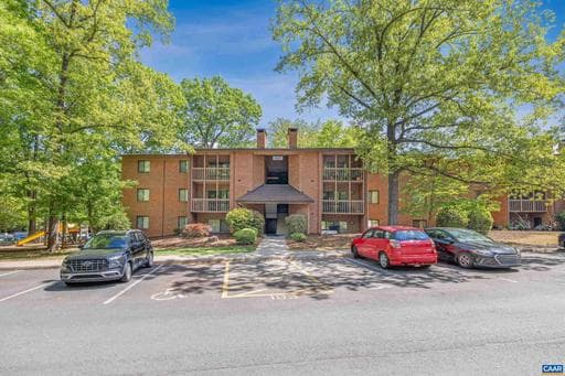 103 TURTLE CREEK RD #1,CHARLOTTESVILLE,VA,22901,ALBEMARLE