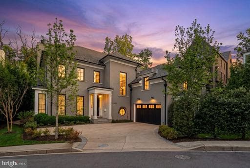 4432 CHESTNUT LANE