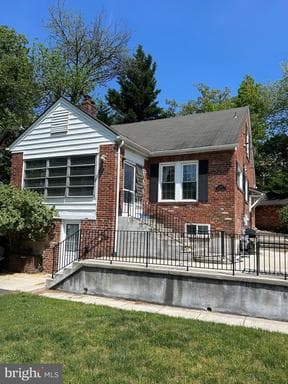 1301 N Kirkwood Rd, Arlington, VA 22201, United States
