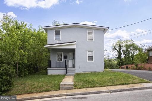 452 ACTON STREET - Photo 1