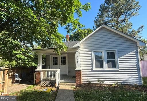 310 FRAZER PLACE