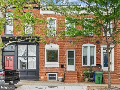 1603 S HANOVER STREET - Photo 1