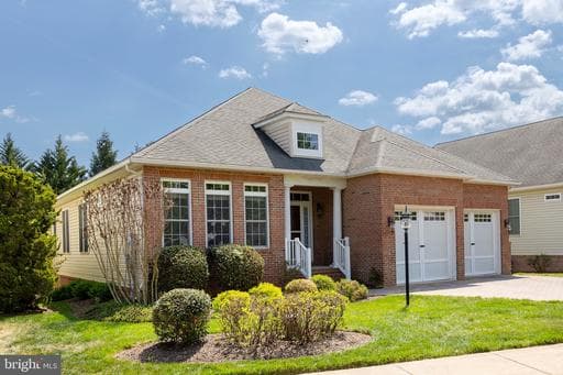 152 Harvest Ridge Dr, Winchester, VA 22601-2882, United States - Photo 1