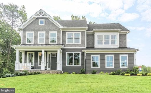 995 AINSLEY LANE