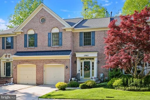 17963 DUMFRIES CIRCLE - Photo 1