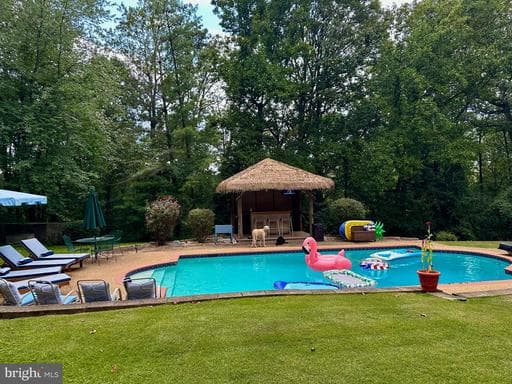 6528 WINDHAM AVE,ALEXANDRIA,VA,22315,FAIRFAX