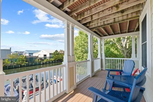 27 ISLAND EDGE DRIVE 27C - Photo 1