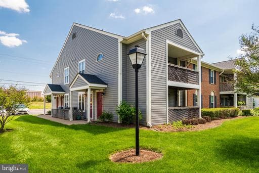 7824 WAVERLEY MILL COURT - Photo 1