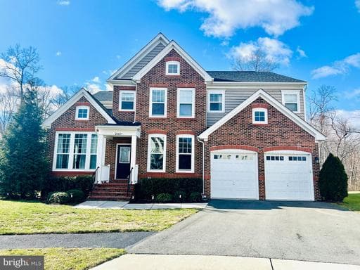 24823 BARRINGTON GROVE COURT