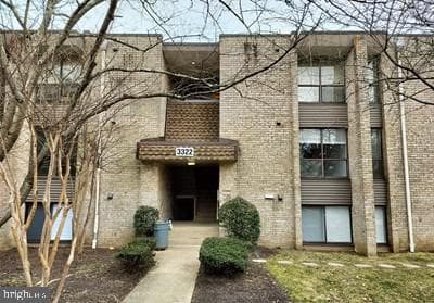 3322 HUNTLEY SQUARE DRIVE B-1 - Photo 1