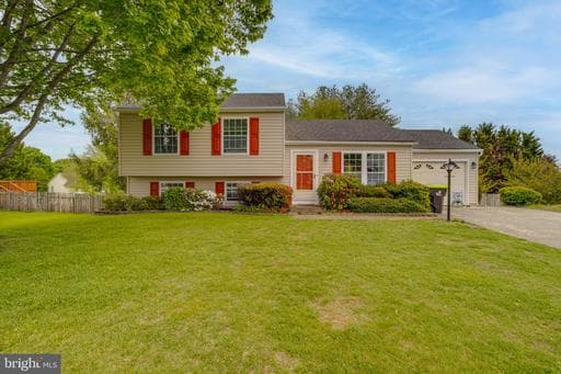 1923 MUNSEY DRIVE - Photo 1