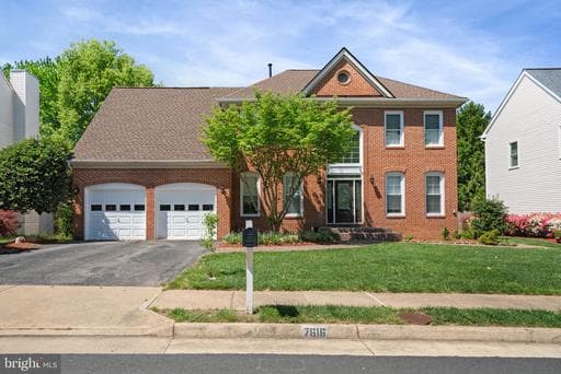 7616 SEABROOK LANE - Photo 1