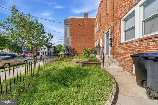 2204 16TH STREET - Photo 1